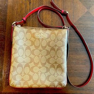 Coach North South Crossbody Handbag in Signature Crossgrain Leather